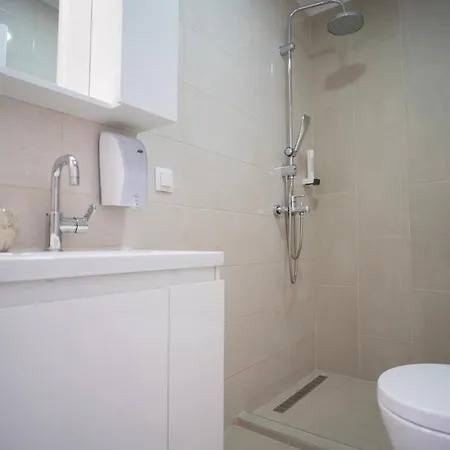 公寓 Urban Suites &
