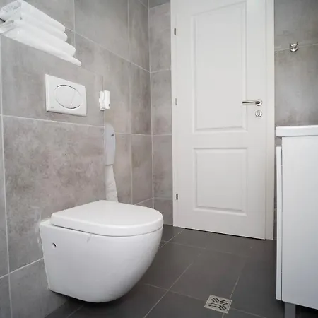 Urban Suites &