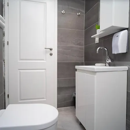 Apartment Urban Suites & *