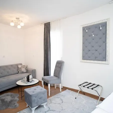 Urban Suites & * 莫斯塔尔