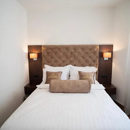 公寓 Urban Suites &