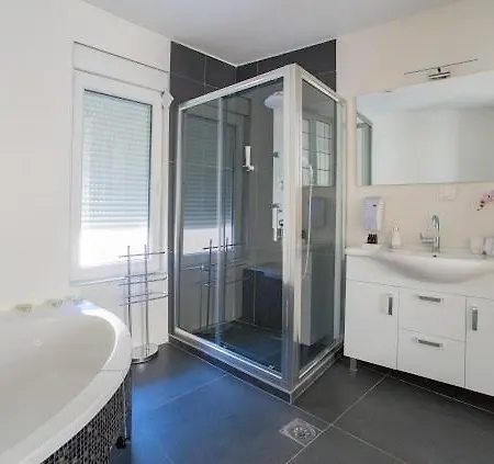 Urban Suites &
