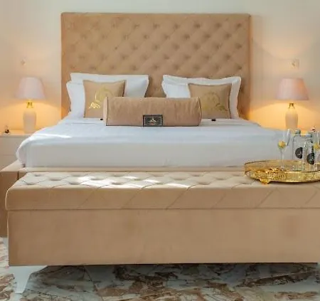 Urban Suites & *
